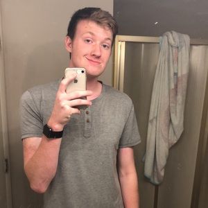 Meet your Posher, Ashton